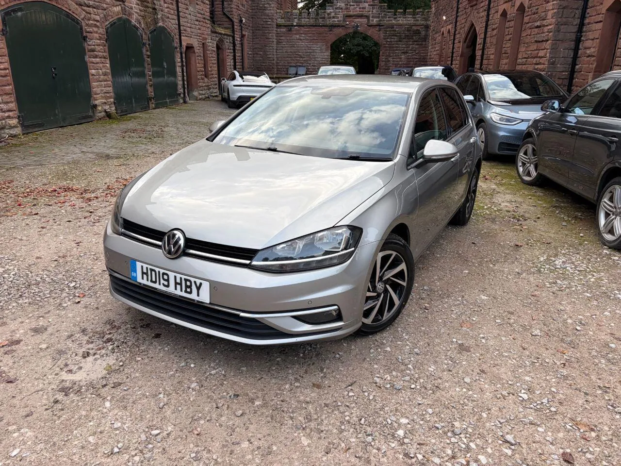 Volkswagen Golf 2019 photo 2