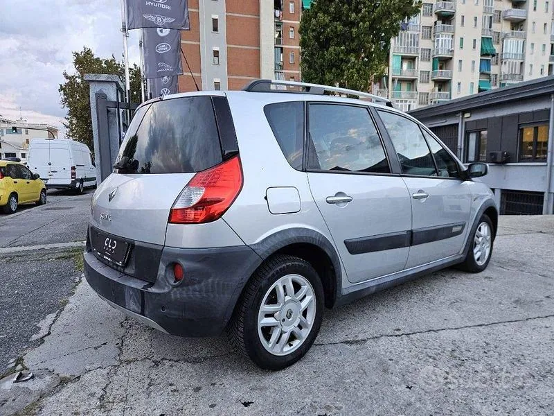 Renault Scenic 2008 photo 2