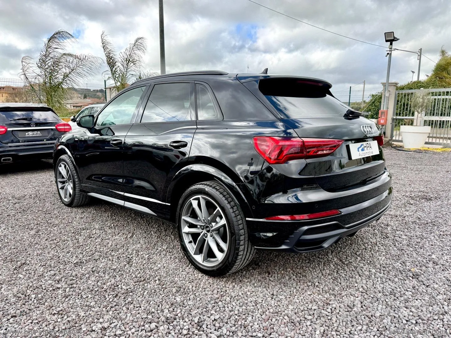Audi Q3 2021 photo 4