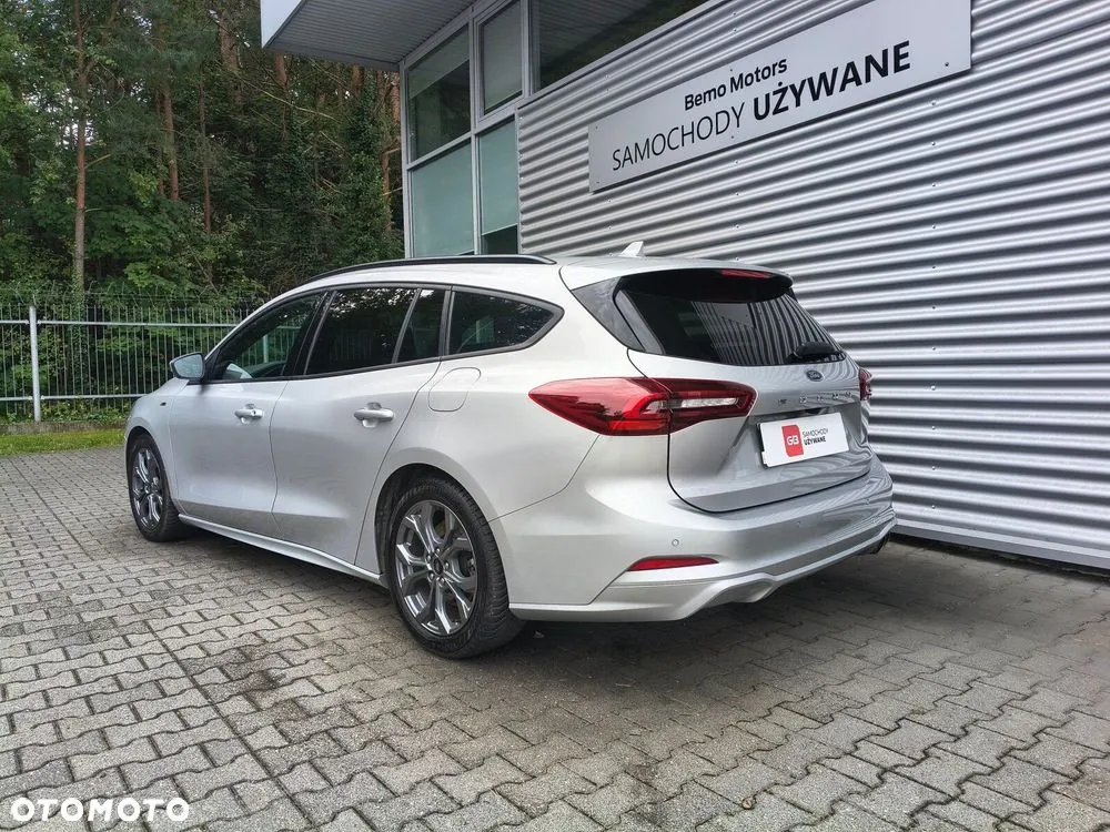 Ford Focus 2025 photo 5