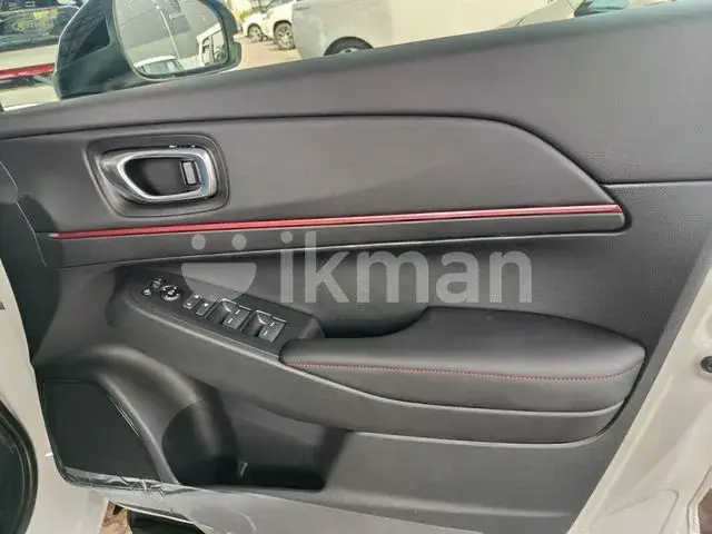 Honda Vezel 2025 photo 4