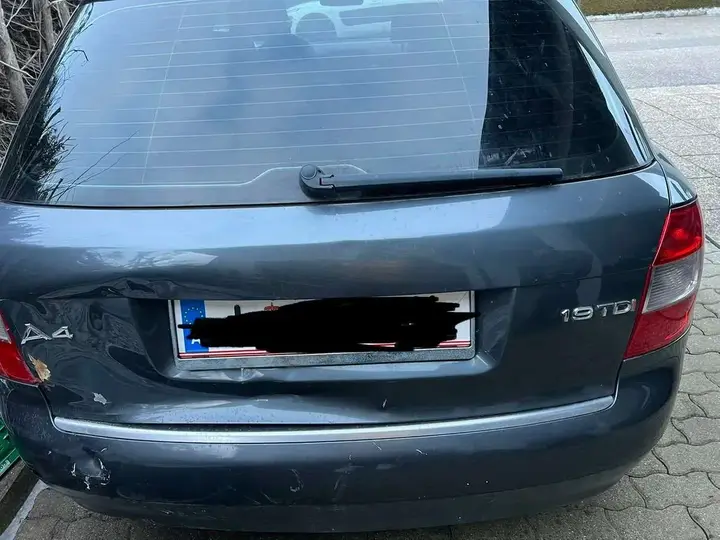 Audi A4 2002 photo 3