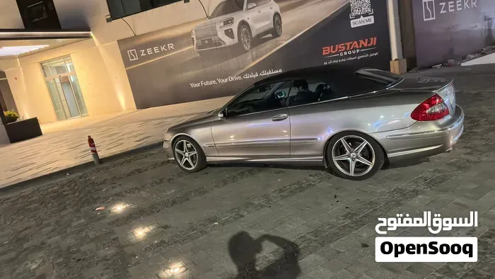 Mercedes-Benz Clk-Class 2004 photo 3