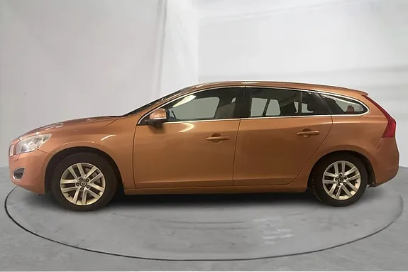 Volvo V60 2011 photo 2