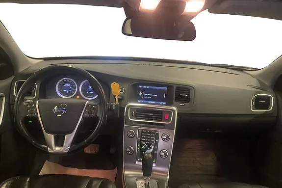 Volvo V60 2011 photo 4