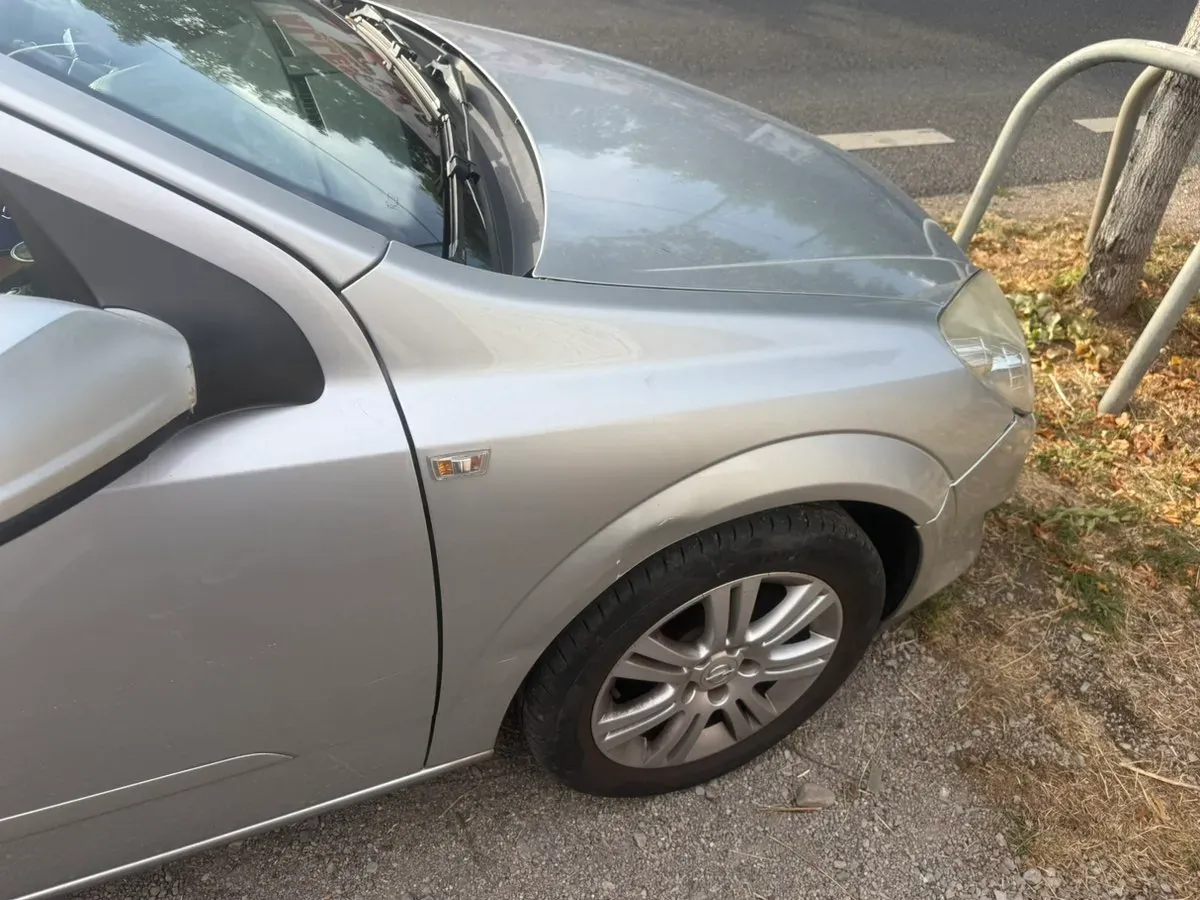 Opel Astra 2008 photo 3