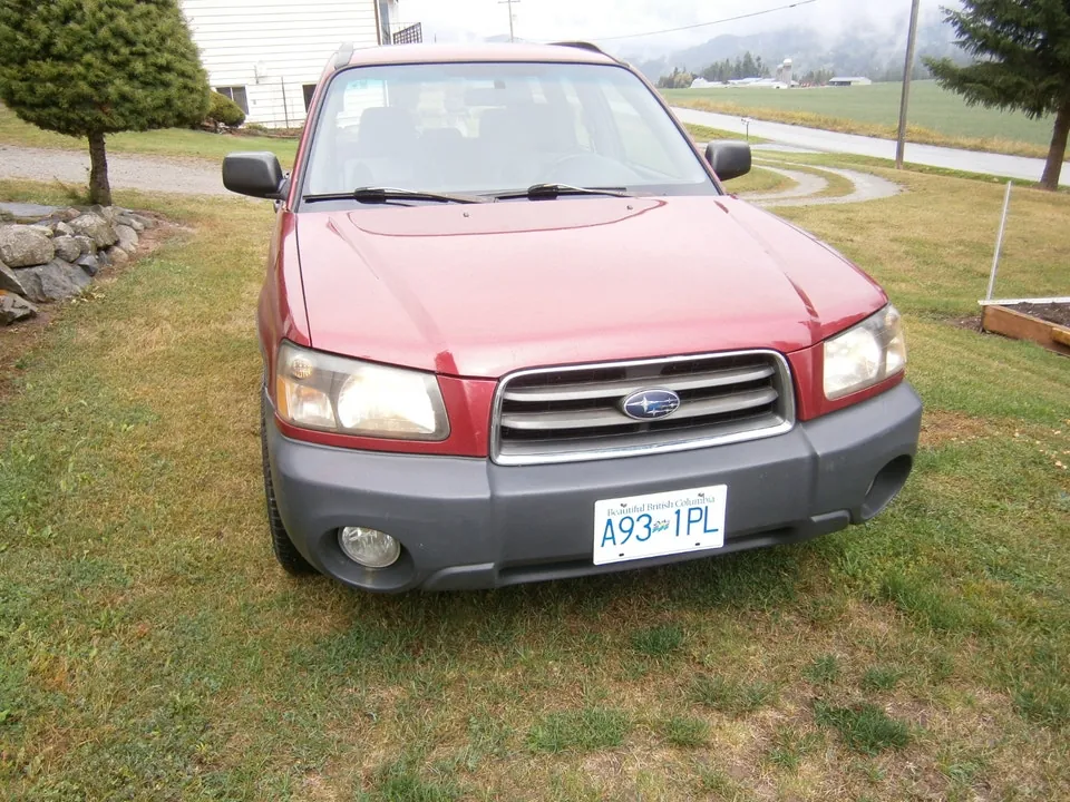 Subaru Forester 2004 photo 2