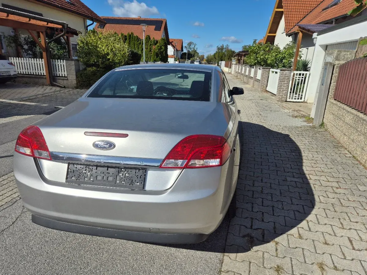 Ford Focus 2008 photo 2