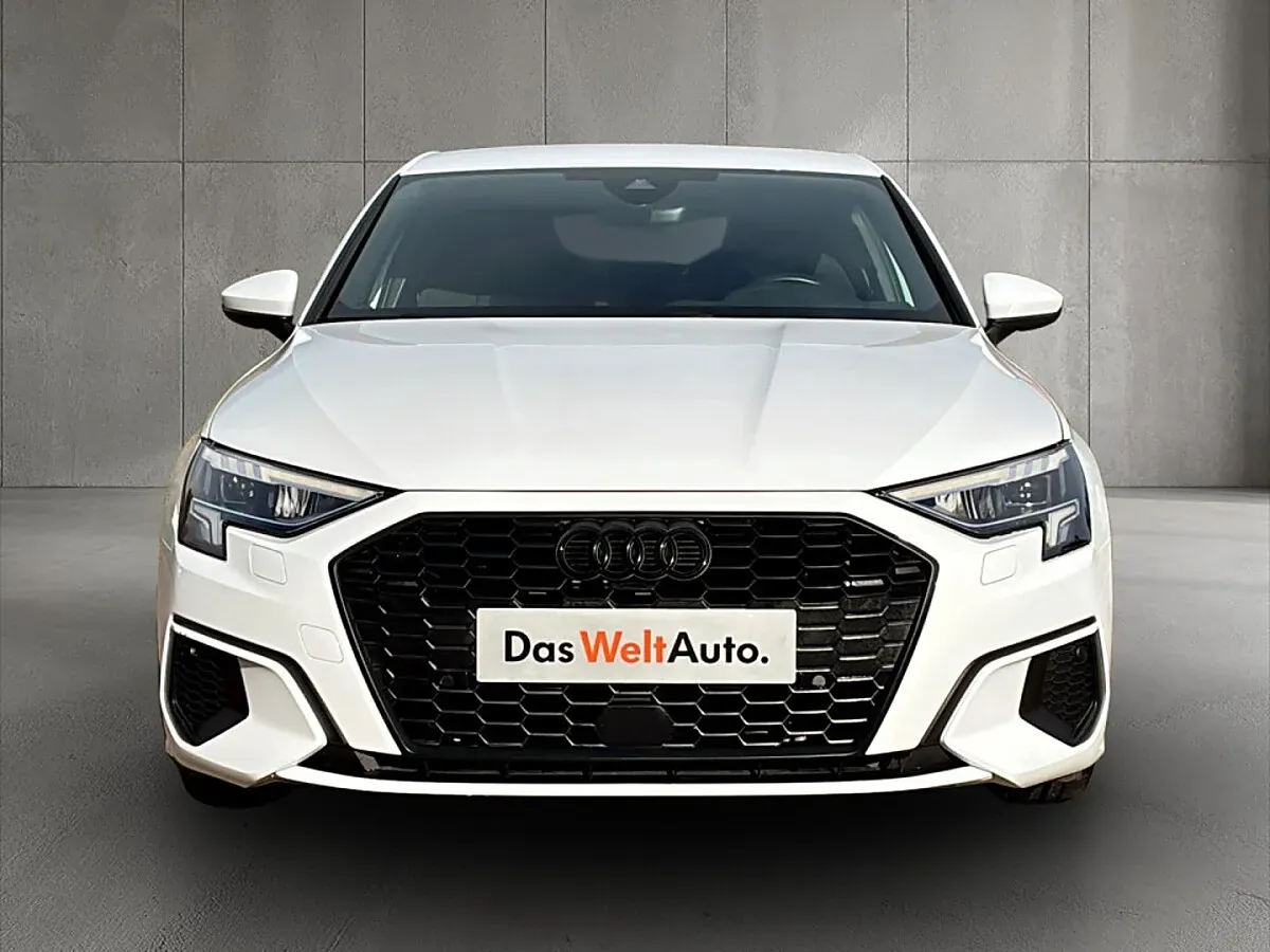 Audi A3 2022 photo 2