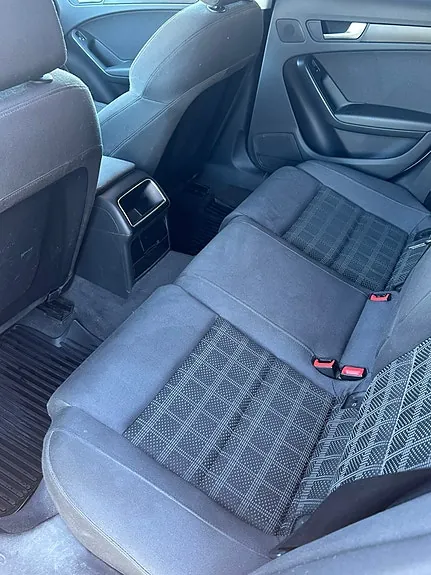Audi A4 2012 photo 5