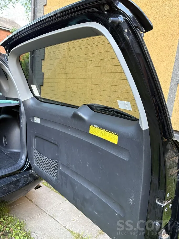Toyota Rav4 2010 photo 4