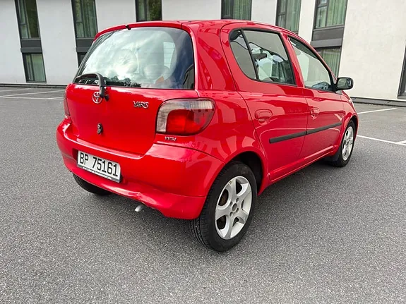 Toyota Yaris 2002 photo 5