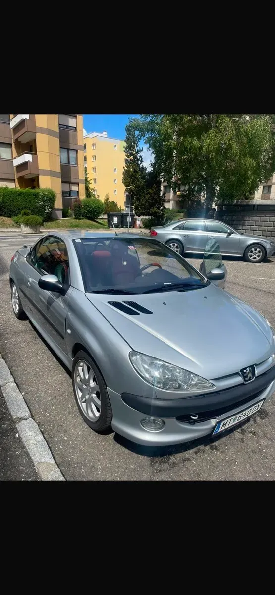 Peugeot 206 2003 photo 2