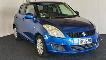 Suzuki Swift 2011 photo 2