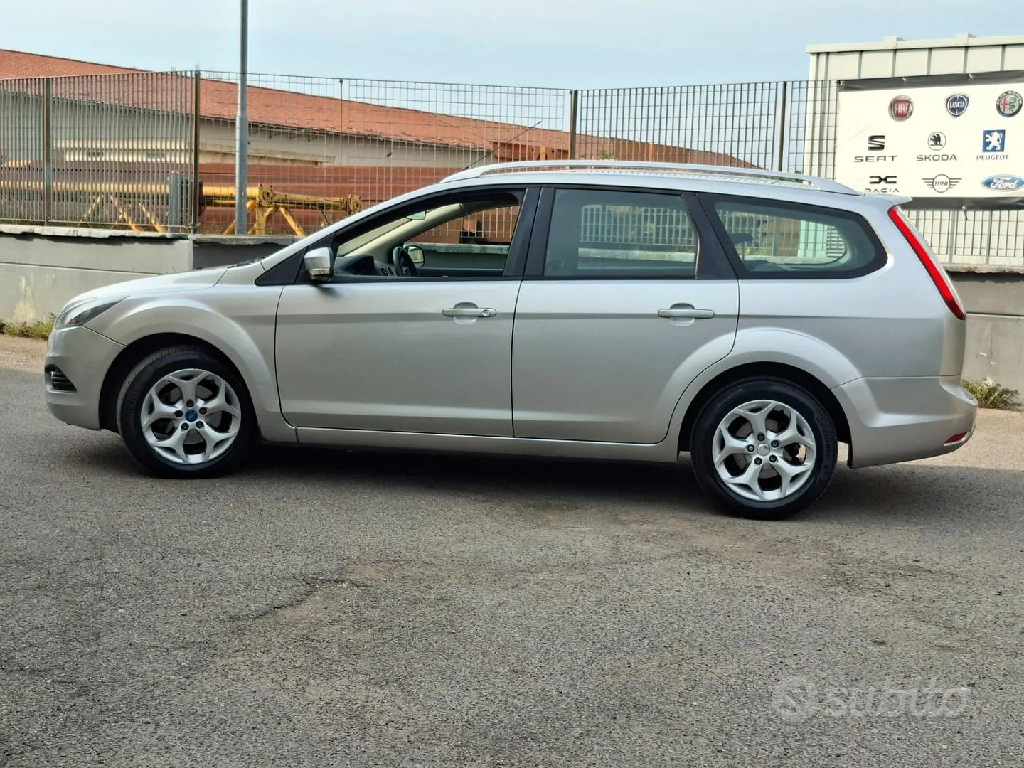 Ford Focus 2011 photo 4