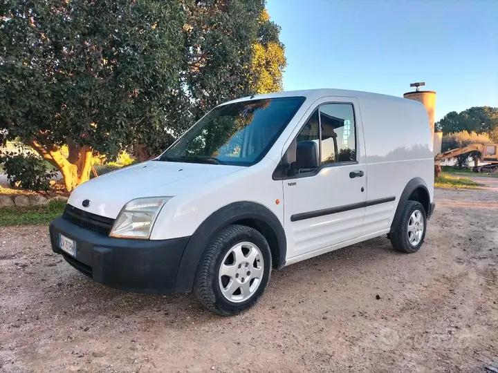 Ford Transit Connect 2004 photo 2
