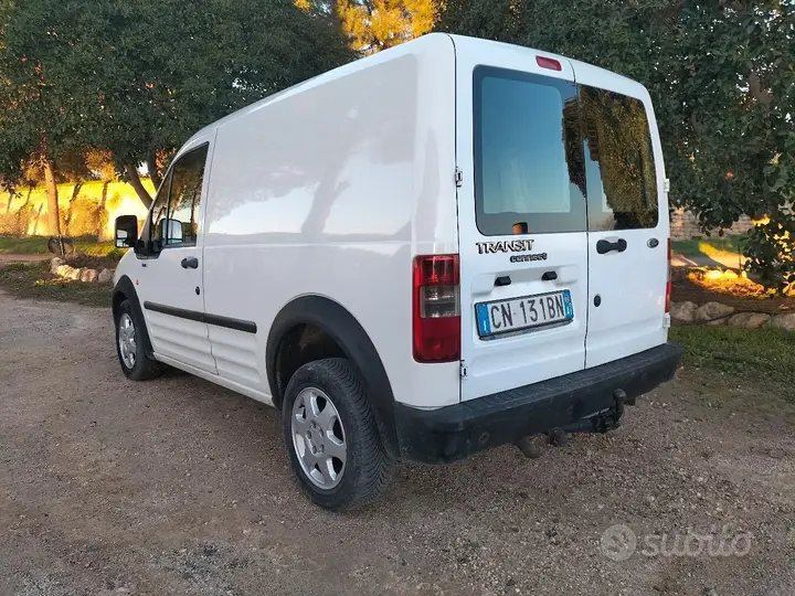 Ford Transit Connect 2004 photo 3