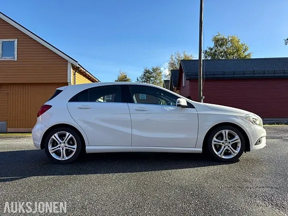 Mercedes-Benz A-Class 2013 photo 4