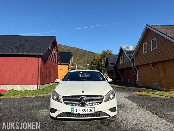 Mercedes-Benz A-Class 2013 photo 2