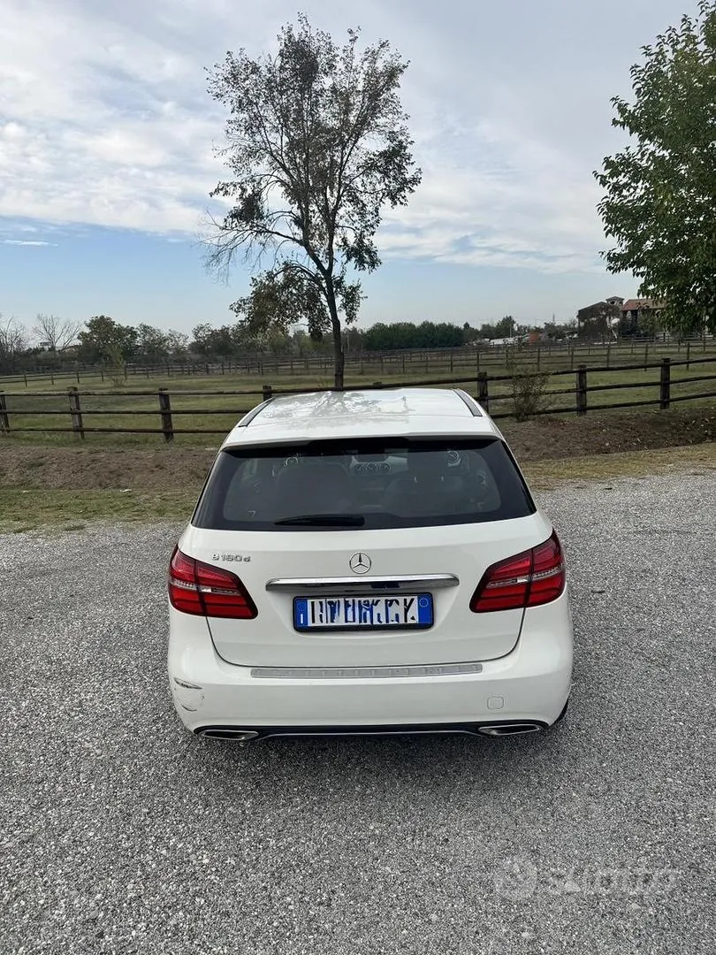 Mercedes-Benz B-Class 2017 photo 2