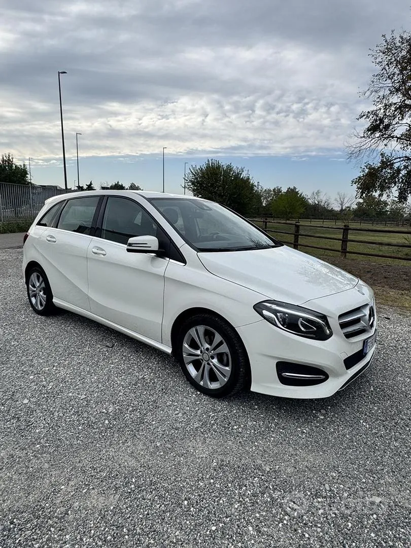 Mercedes-Benz B-Class 2017 photo 4