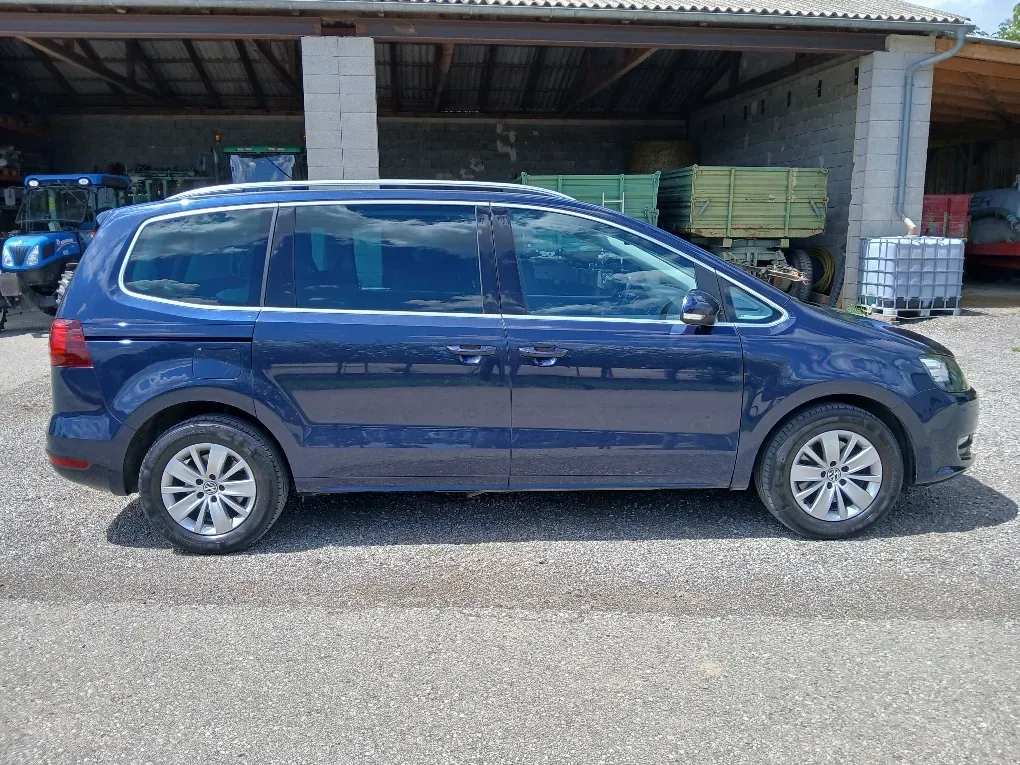 Volkswagen Sharan 2016 photo 2