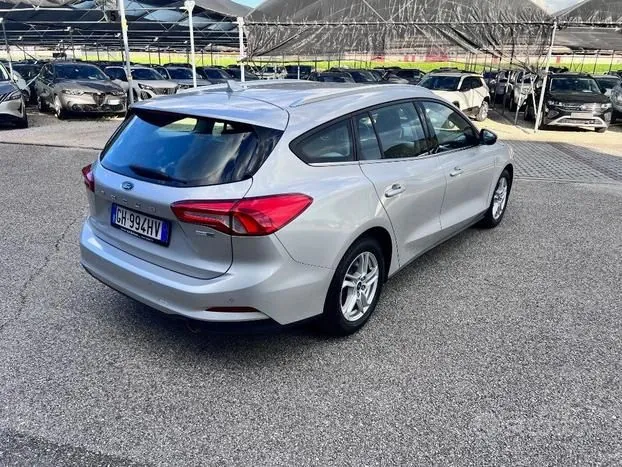 Ford Focus 2021 photo 3