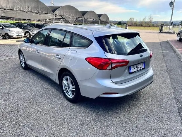 Ford Focus 2021 photo 4