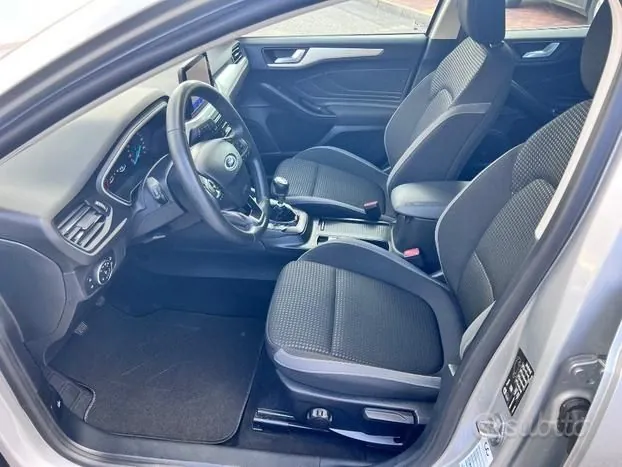 Ford Focus 2021 photo 5