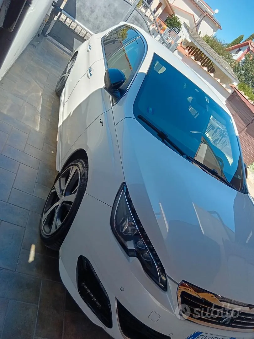 Peugeot 308 2016 photo 2