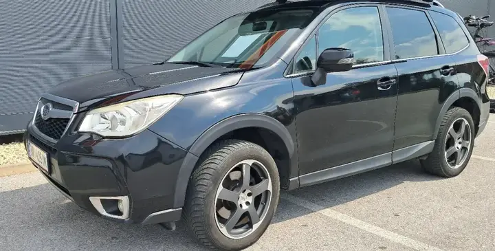Subaru Forester 2014 photo 2