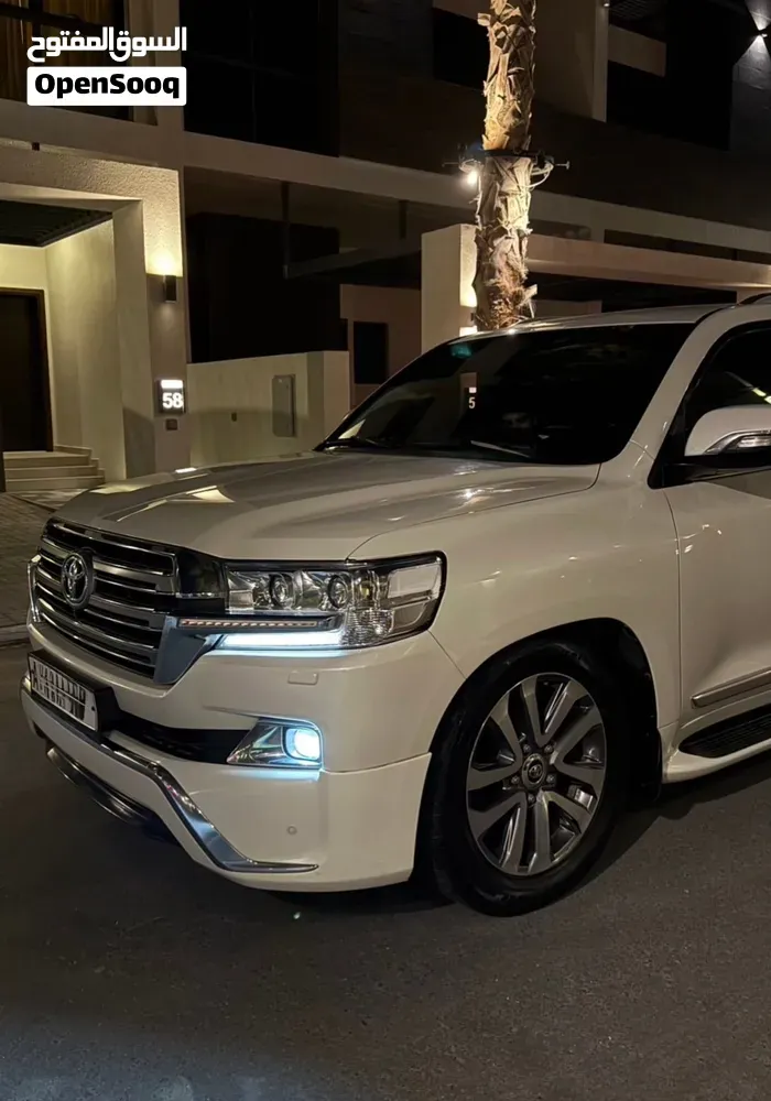 Toyota Land Cruiser 2017 photo 4