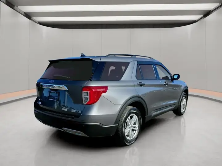 Ford Explorer 2023 photo 5