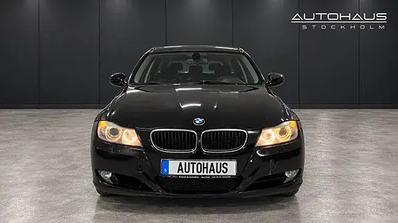 BMW 318D 2009 photo 2