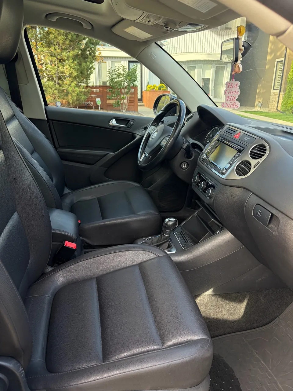 Volkswagen Tiguan 2011 photo 5