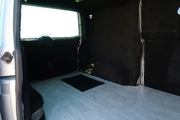 Volkswagen Transporter 2011 photo 3