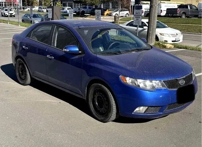 Kia Forte 2010 photo 2