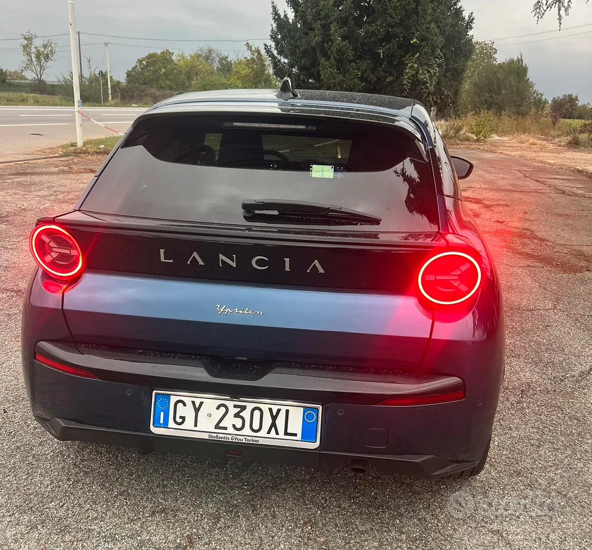 Lancia Ypsilon 2025 photo 3