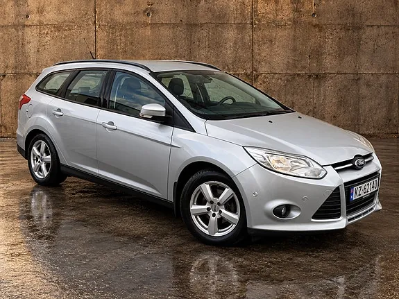 Ford Focus 2011 photo 2