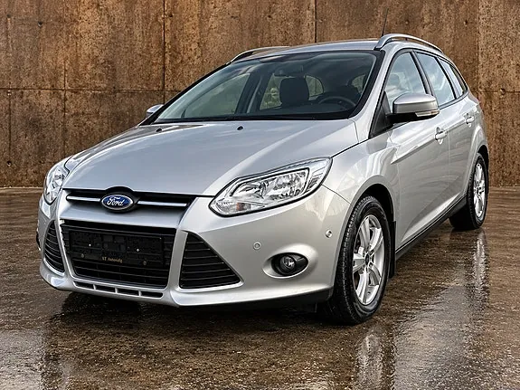 Ford Focus 2011 photo 3