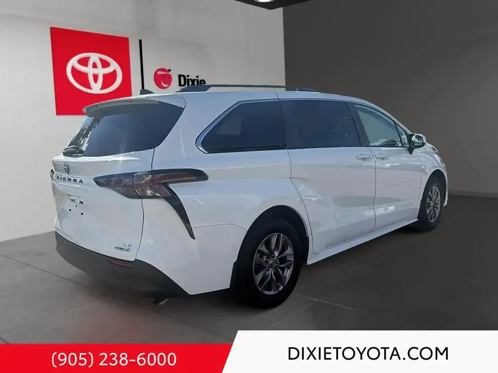 Toyota Sienna 2024 photo 4