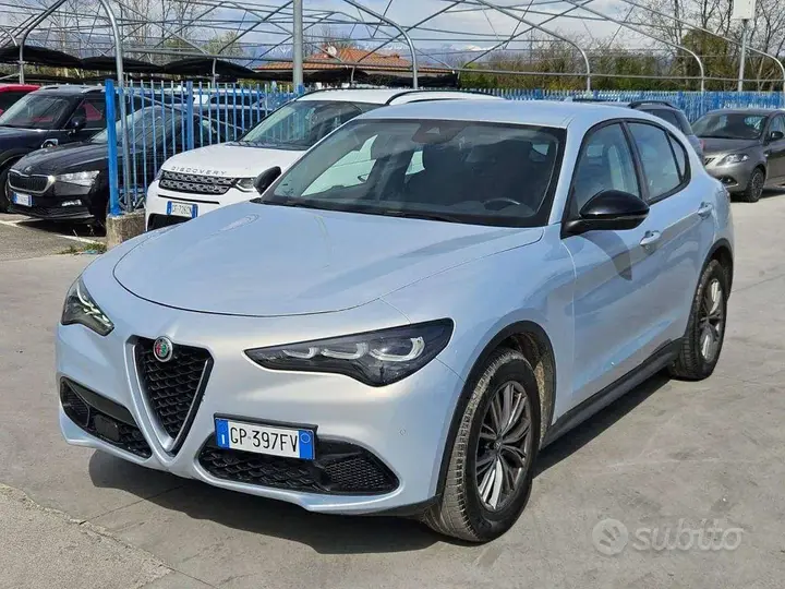 Alfa Romeo Stelvio 2023 photo 4
