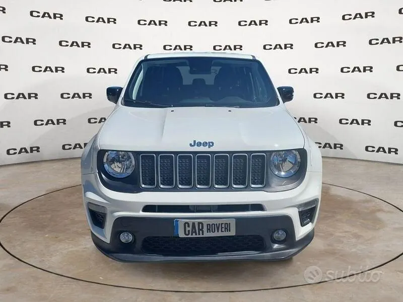 Jeep Renegade 2024 photo 2