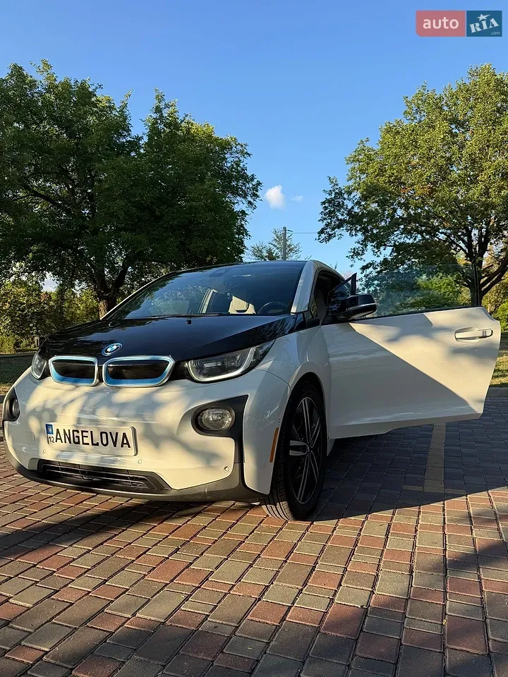BMW I3