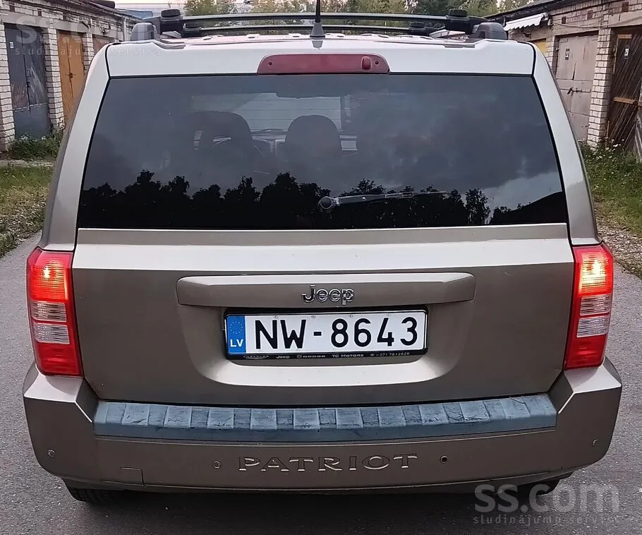Jeep Patriot 2009 photo 3