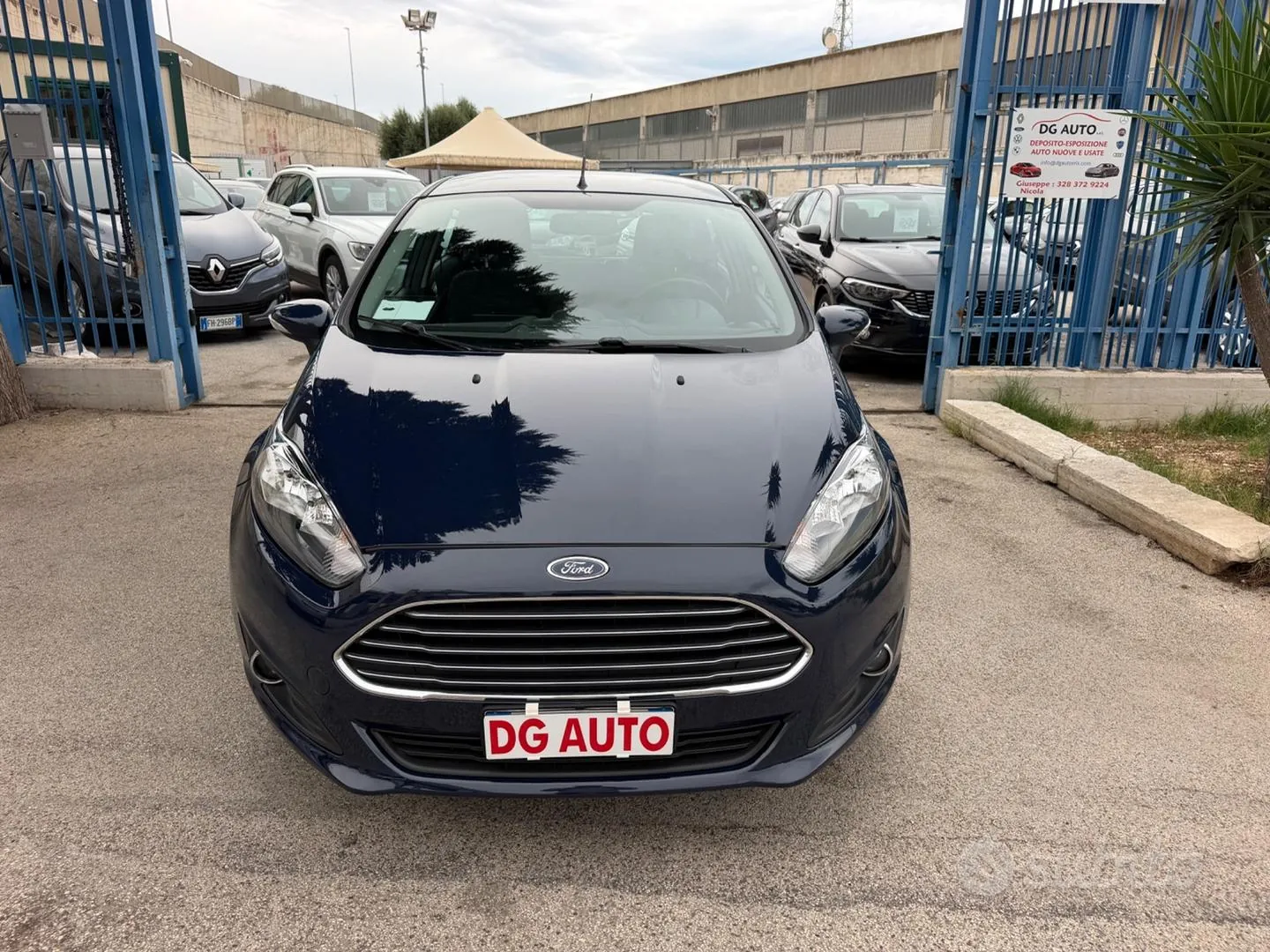 Ford Fiesta 2013 photo 2
