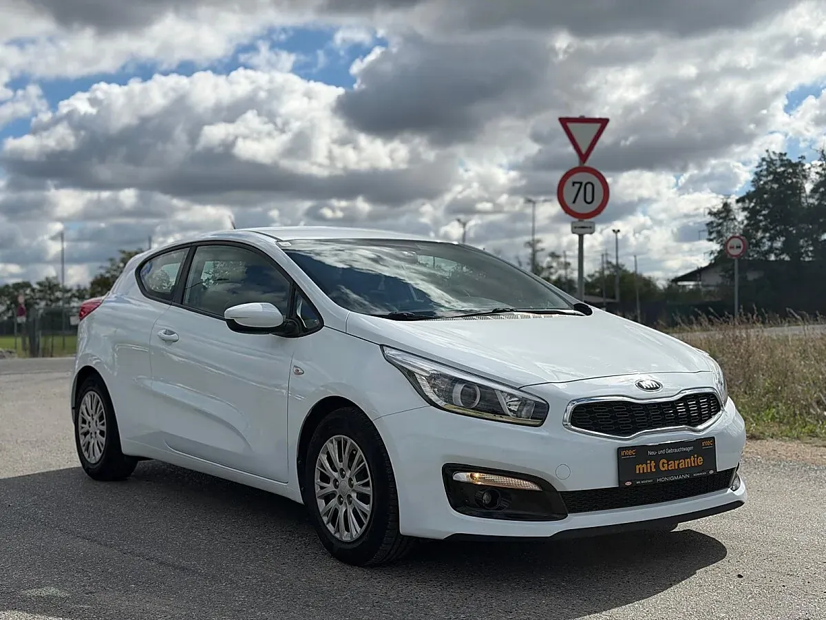 Kia Proceed
