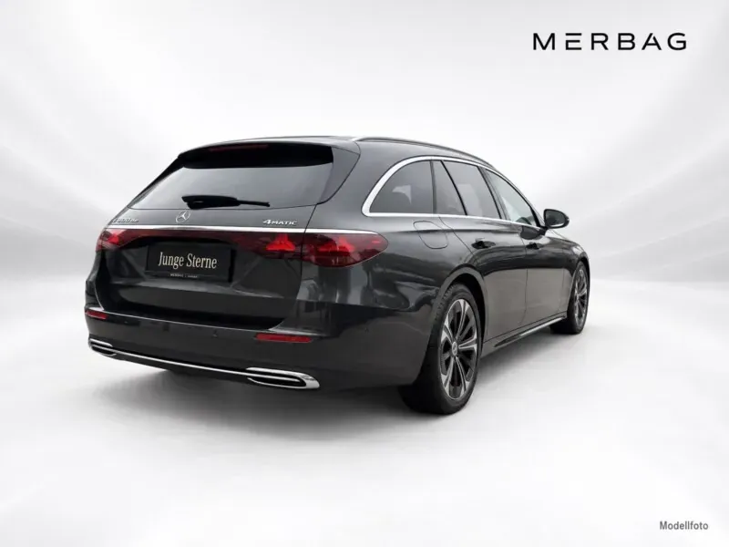 Mercedes-Benz E-Class 2024 photo 3