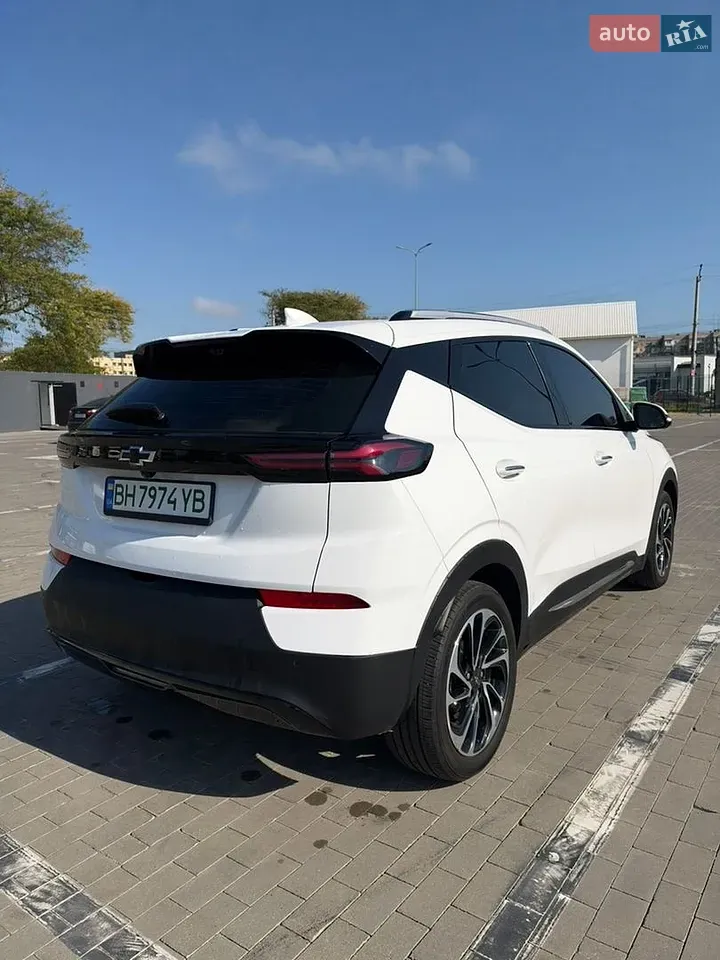 Chevrolet Bolt Euv 2023 photo 4