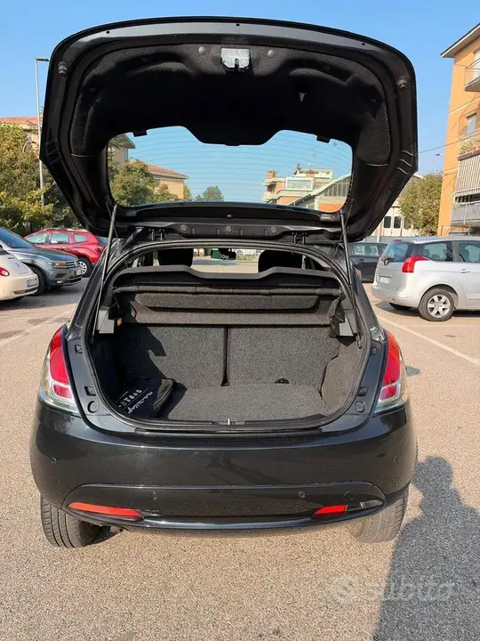 Lancia Ypsilon 2016 photo 5